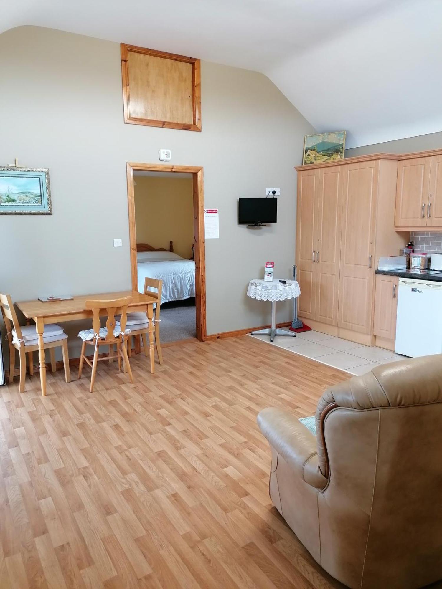 Danubio Guest Accommodation Doonbeg Kültér fotó