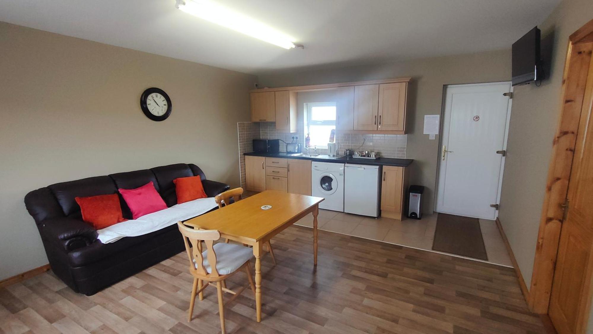 Danubio Guest Accommodation Doonbeg Kültér fotó