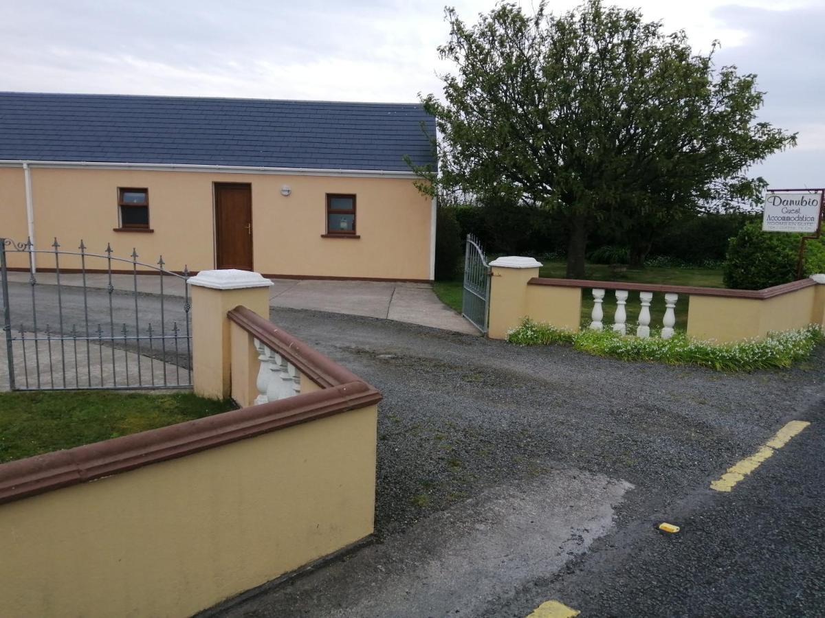 Danubio Guest Accommodation Doonbeg Kültér fotó